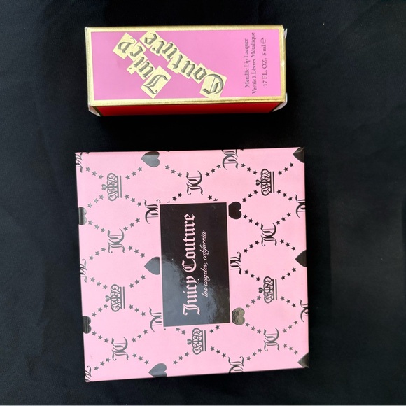 Juicy Couture gift box with beautiful bracelet plus free J.C. lipgloss included - Picture 9 of 16